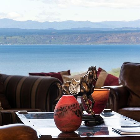 The Flying Trout Boutique Lodge Taupo Bagian luar foto