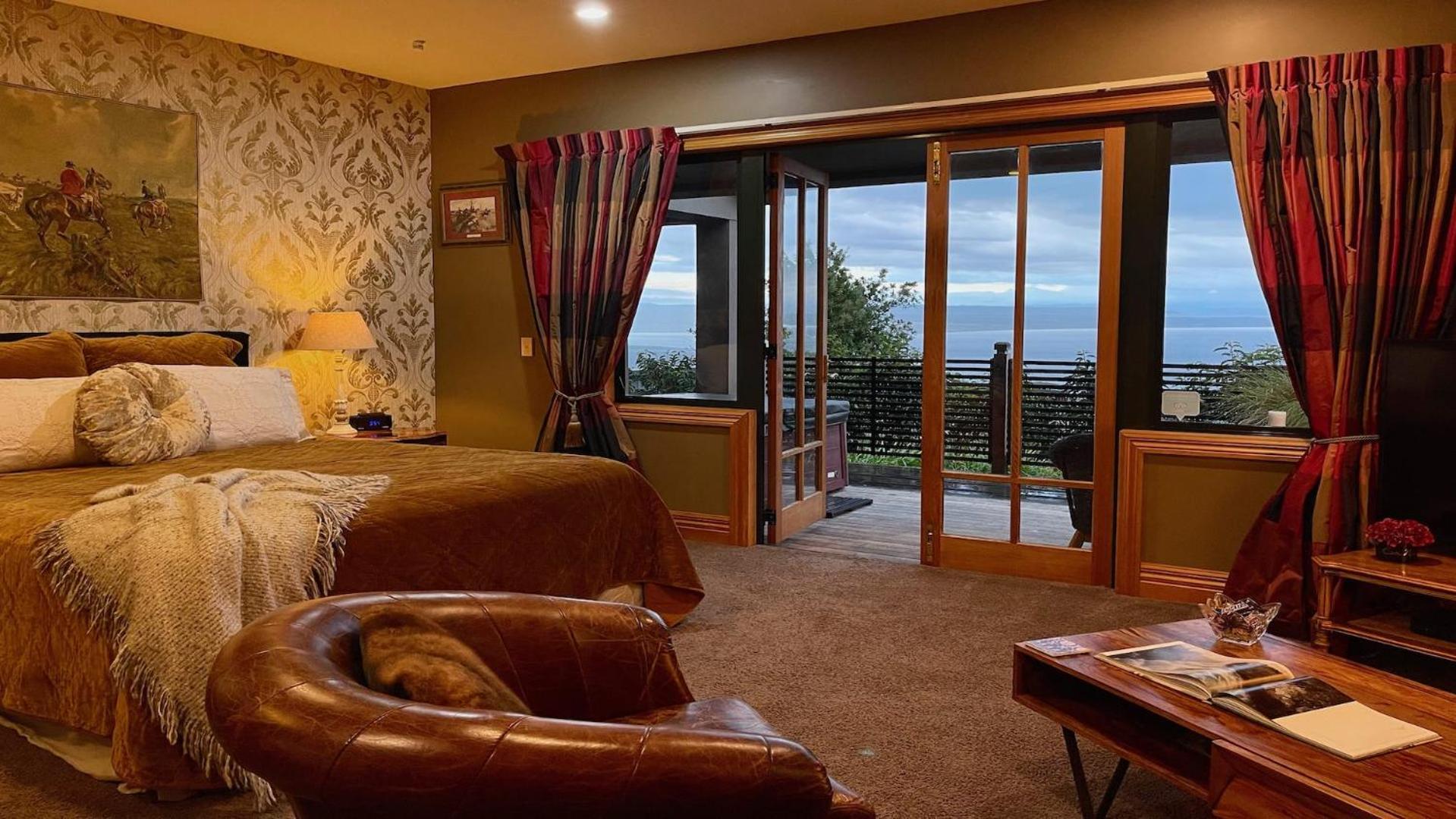 The Flying Trout Boutique Lodge Taupo Bagian luar foto