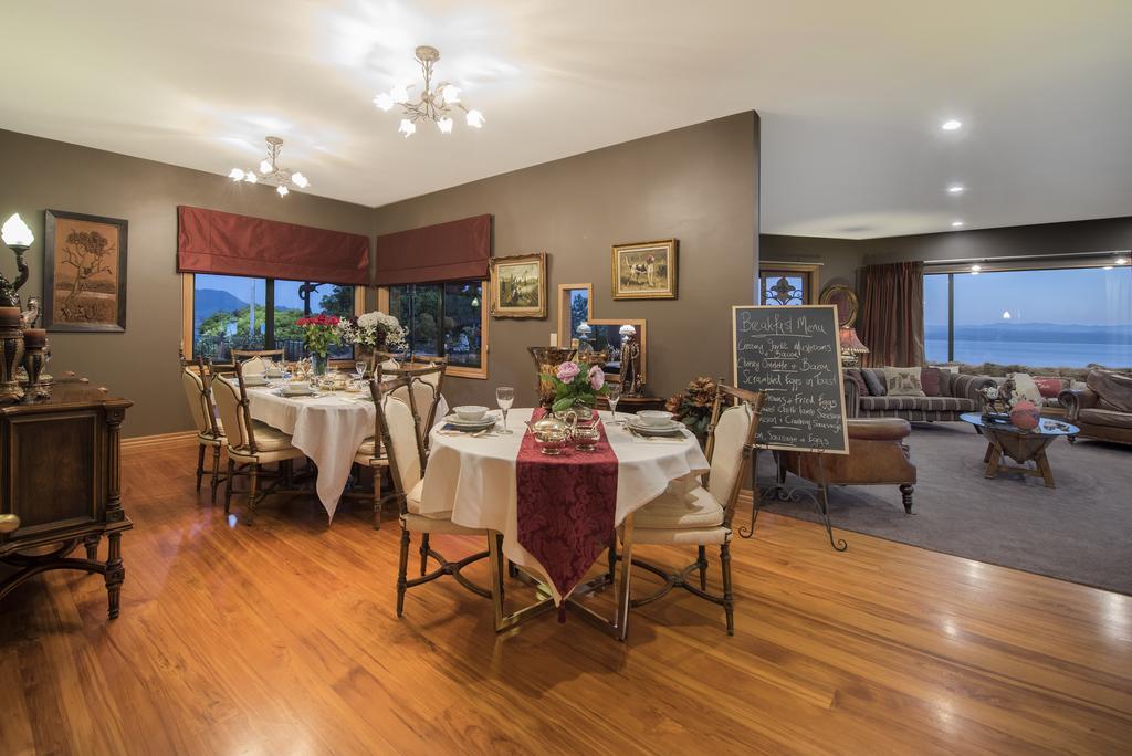 The Flying Trout Boutique Lodge Taupo Bagian luar foto